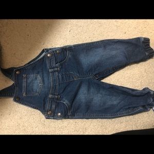 Baby’s overall 18 months